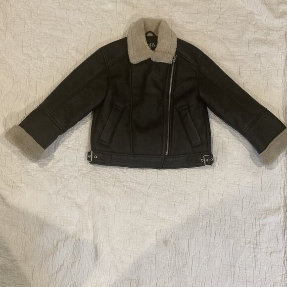 Zara Girls Black Faux Fur Shearling Biker Jacket Zipper Belt Size 8-9 130cm coat - Picture 2 of 16